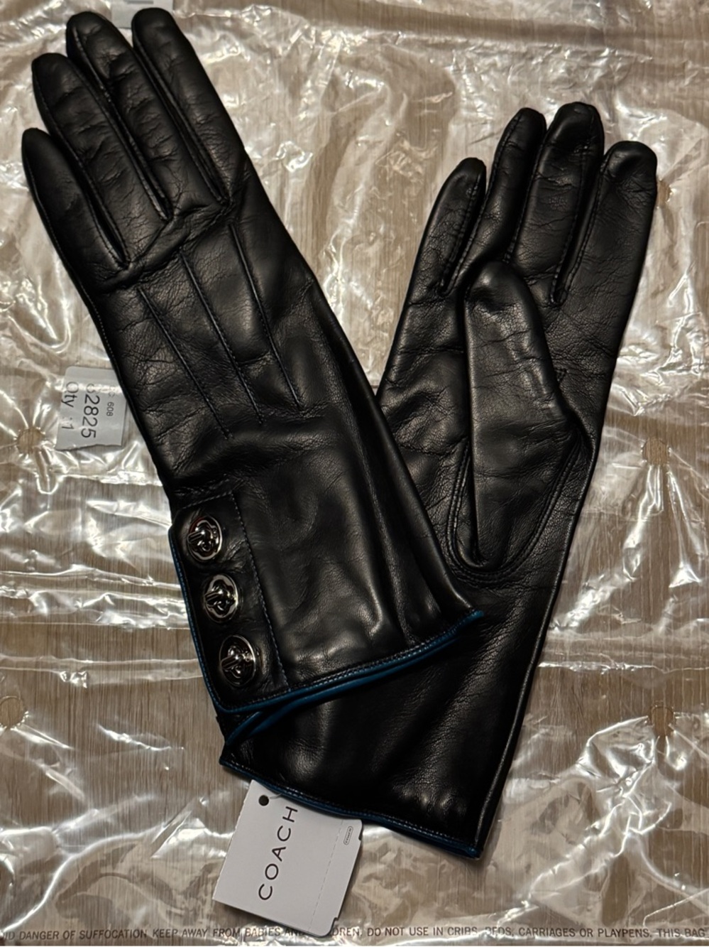 🔥NWT🔥 Coach 3 Silver Turnkey Black  Leather Cashmere Lined Size 6.5 Gloves